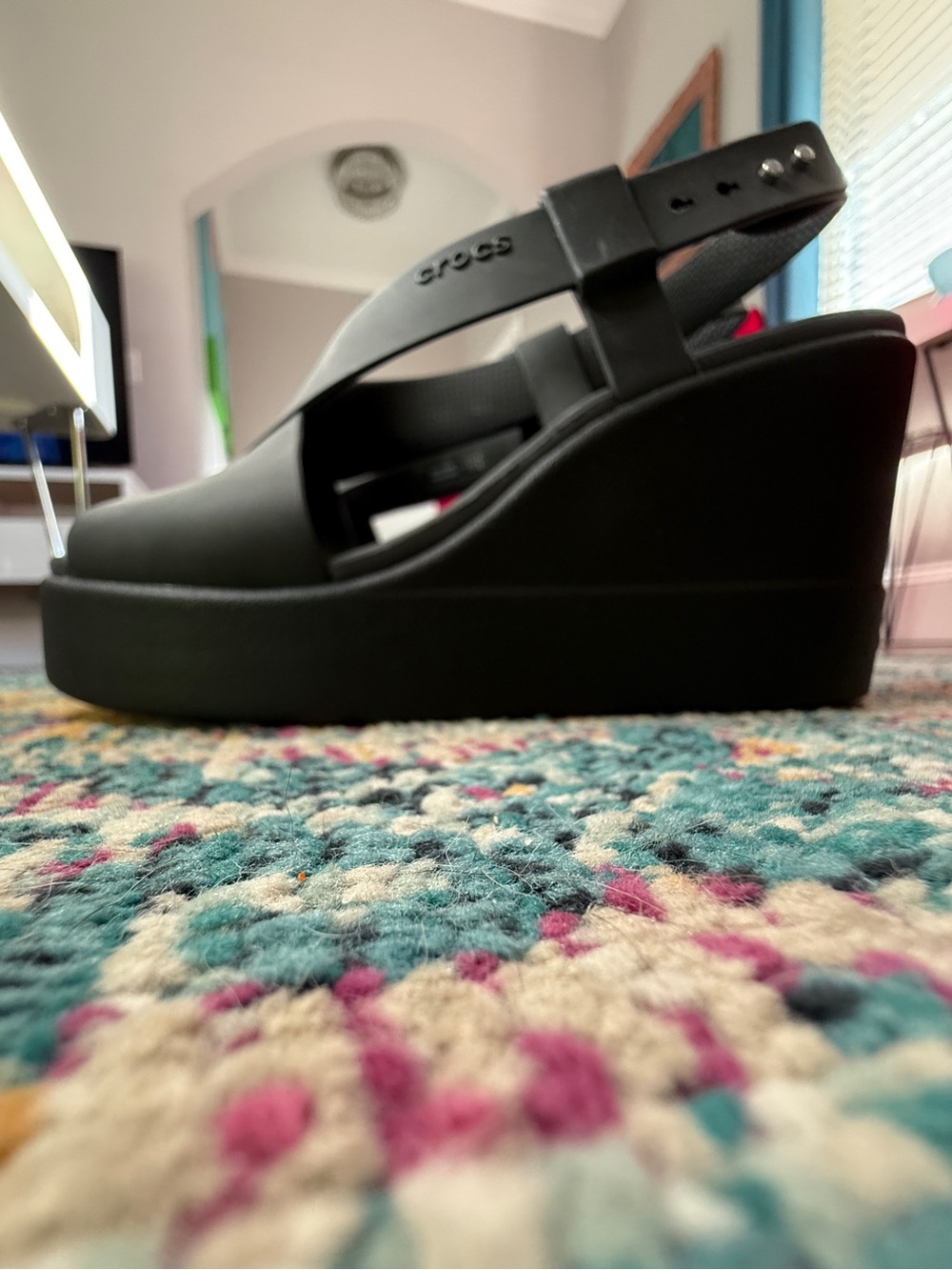 Crocs Brooklyn High Wedge Sandals in black, - Picture 6 of 7